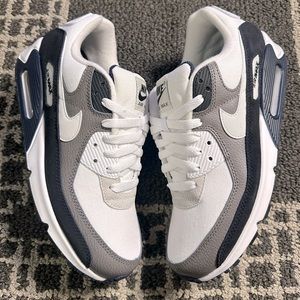 Nike Air Max 90 Flat Pewter Size 9 Men *New*
